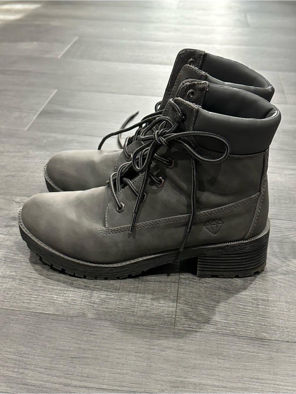 Womens rock & candy staylen boots size 10
